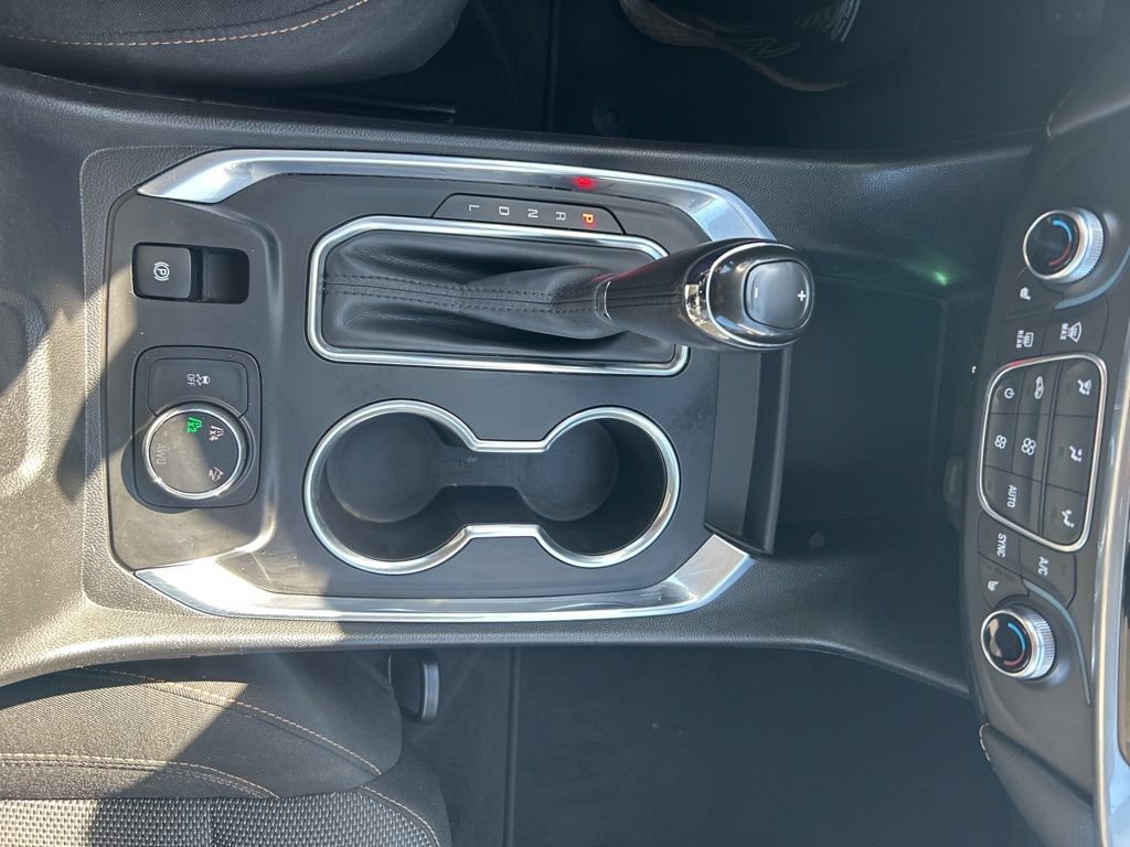 Used 2019 Chevrolet Traverse LT AWD/4WD image 39