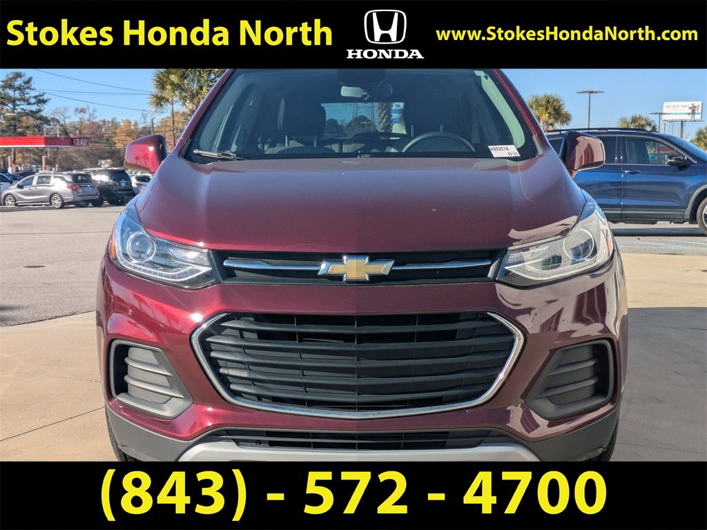 Used 2017 Chevrolet Trax LT w/ LT Convenience Package image 9