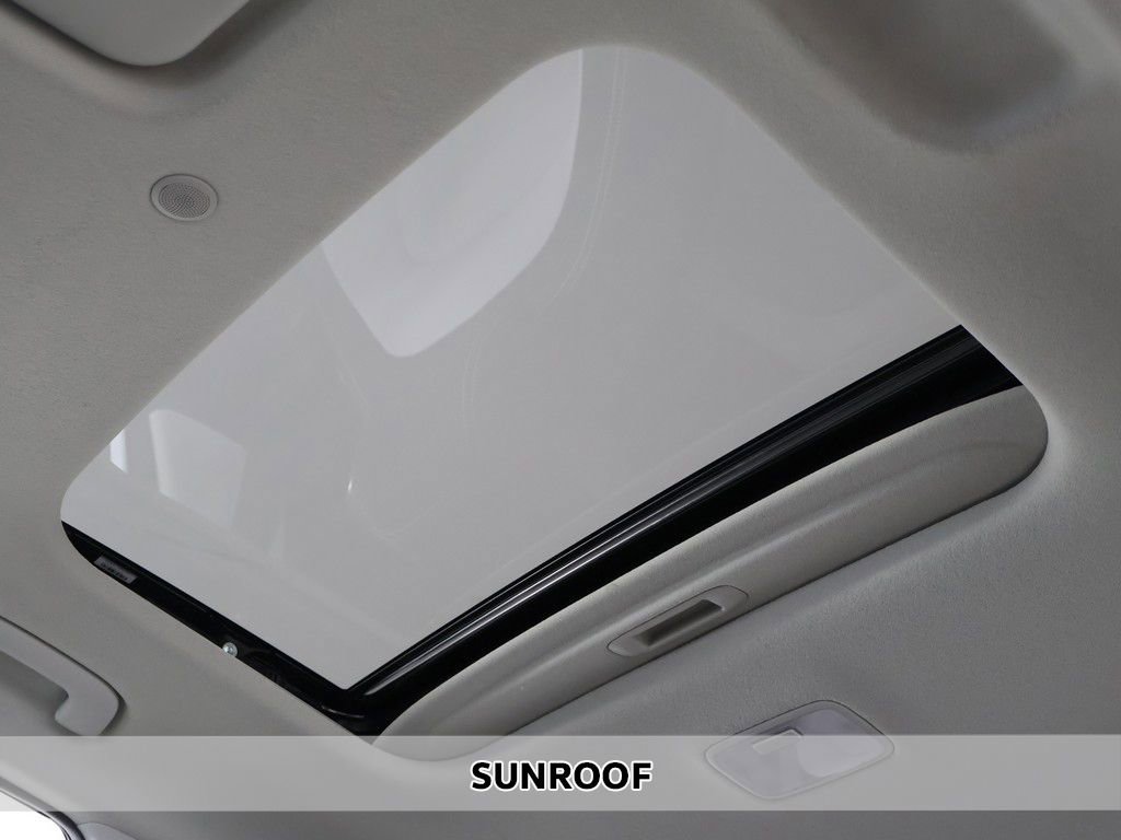 Certified 2023 Hyundai Venue SEL w/ Cargo Package image 3