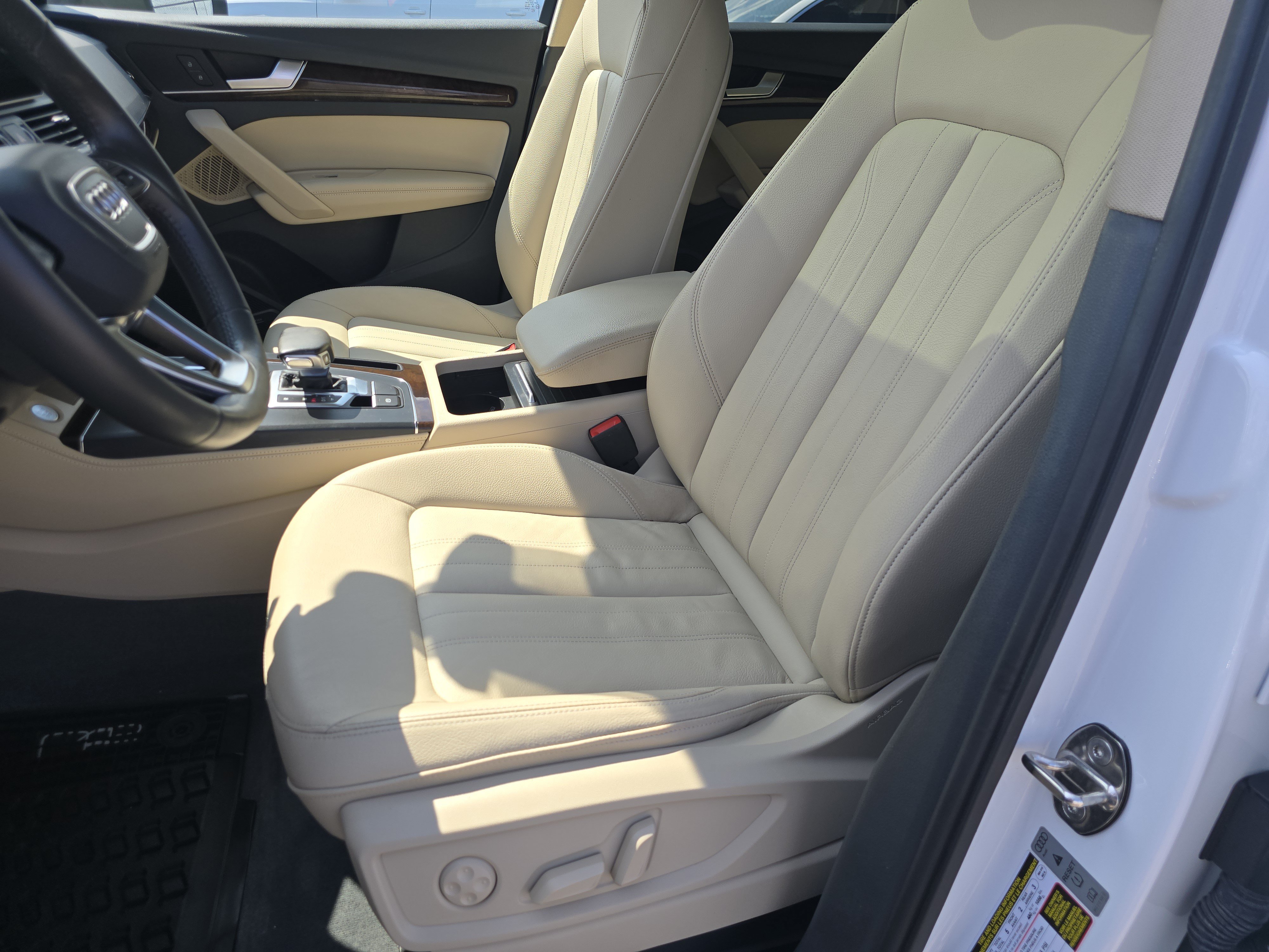 Used 2019 Audi Q5 2.0T Premium Plus AWD/4WD image 23