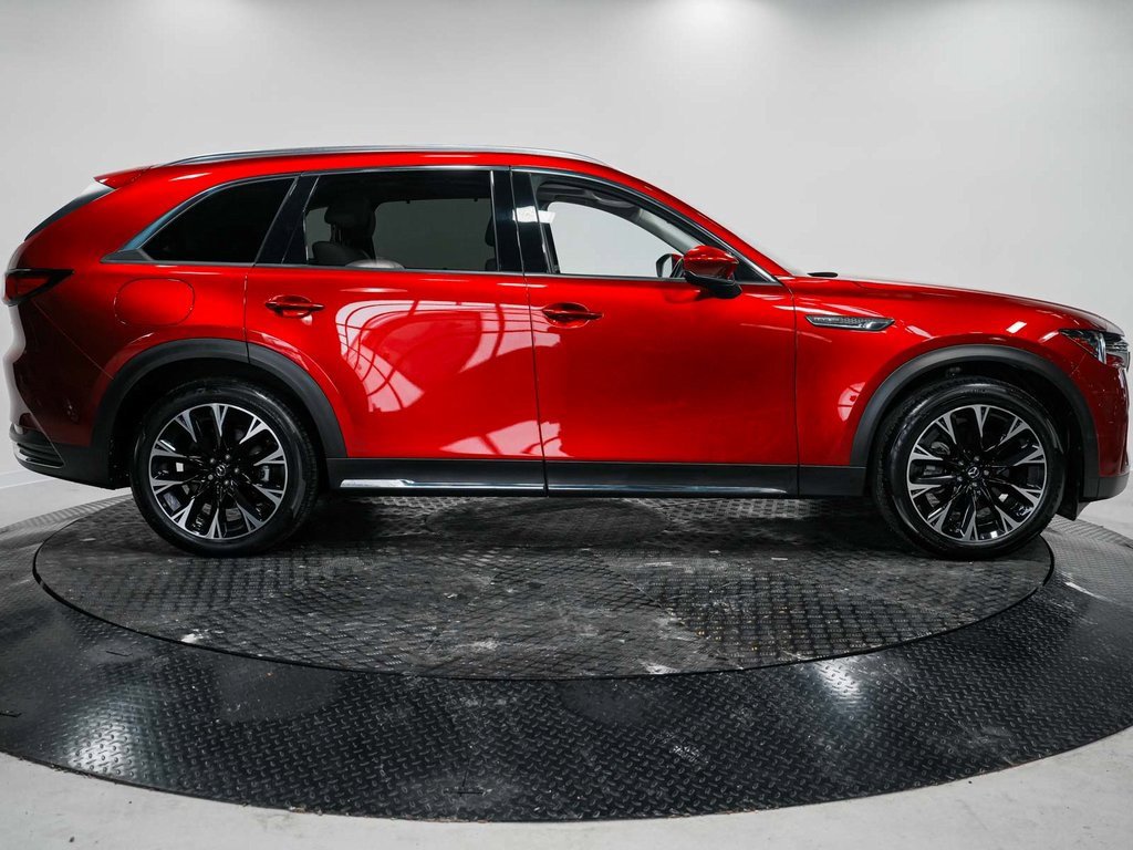 Used 2024 MAZDA CX-90 Plug-In Hybrid w/ Premium Pkg image 5