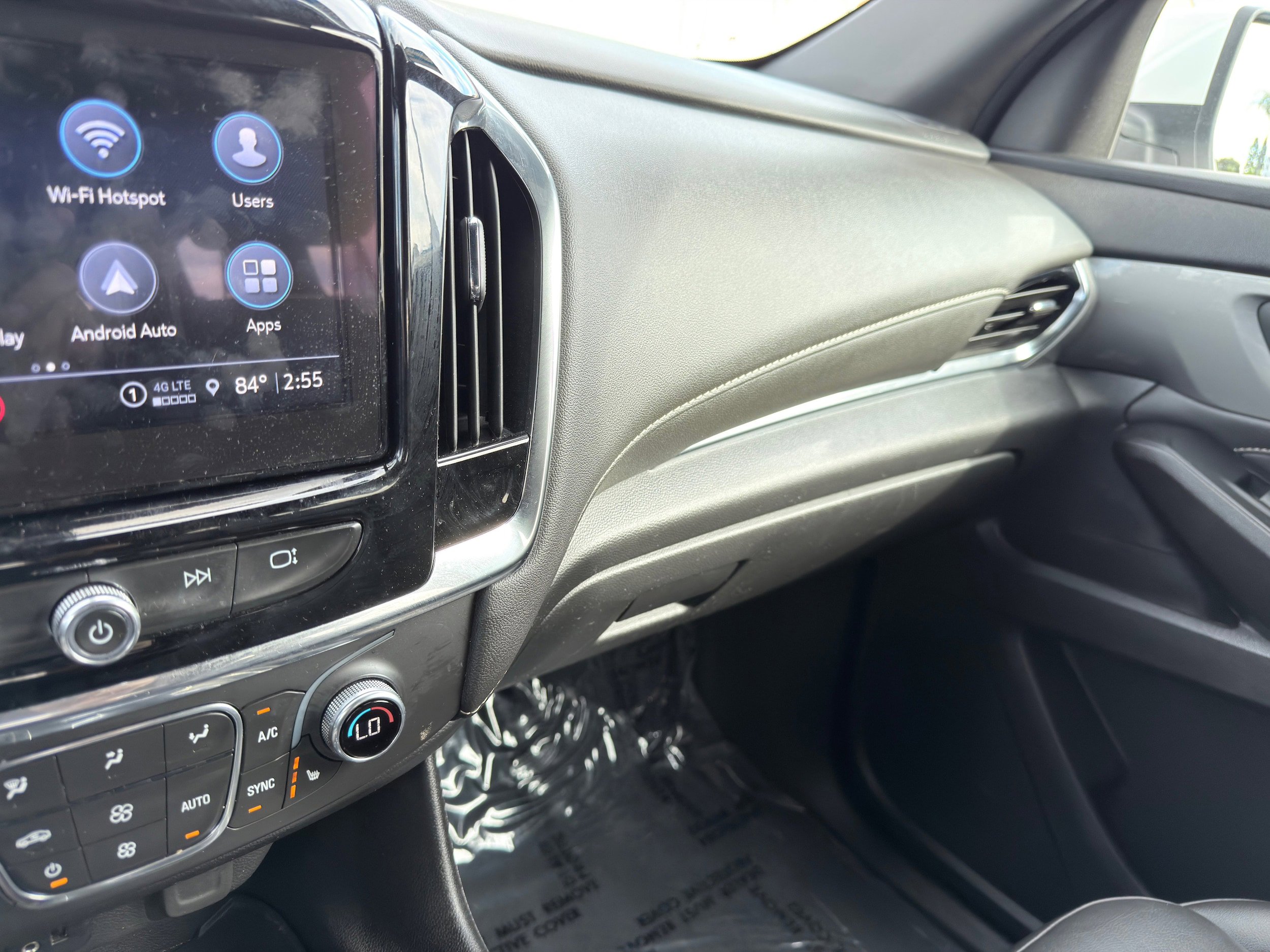 Used 2023 Chevrolet Traverse LT FWD image 31