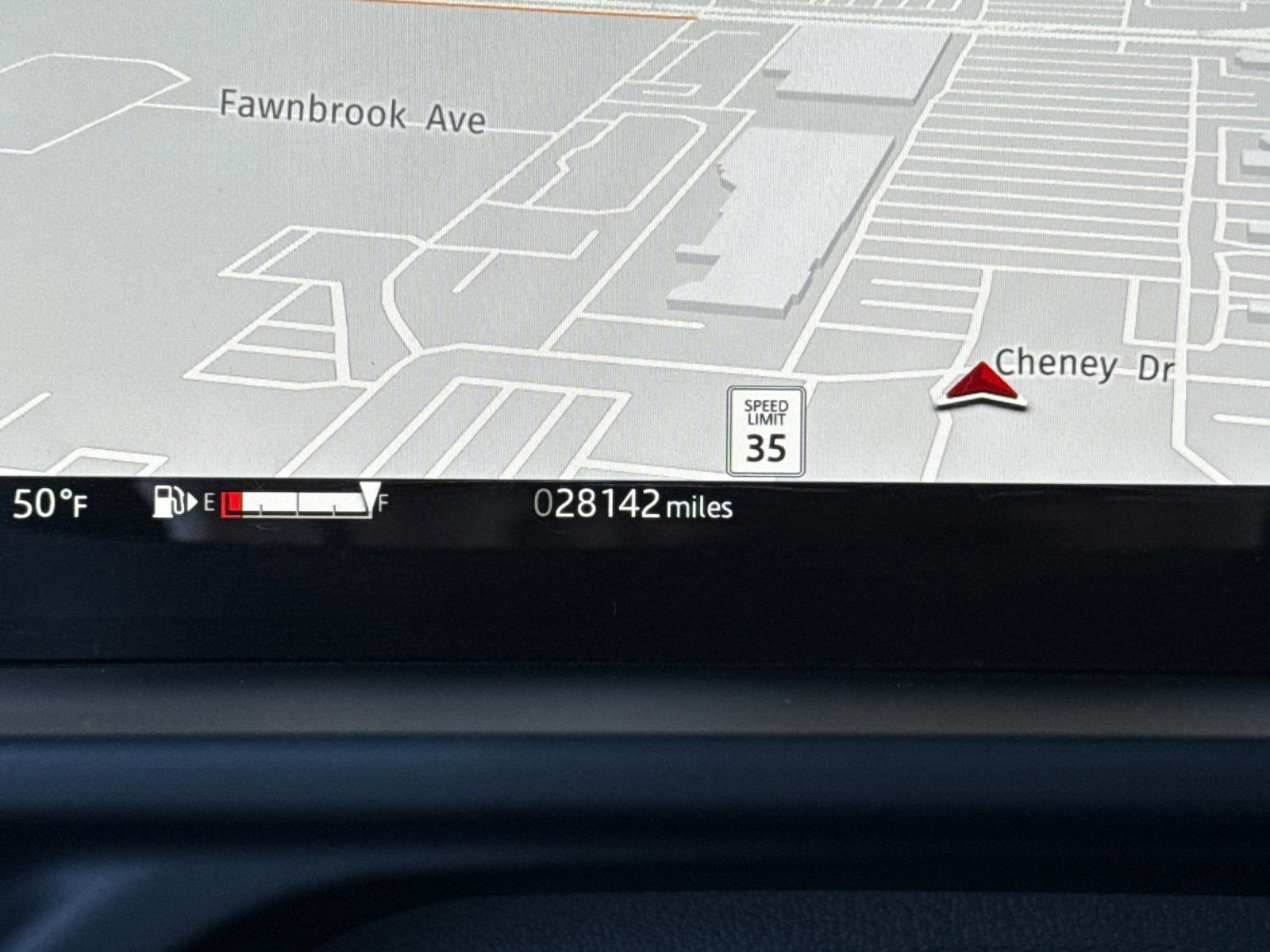 Used 2024 Land Rover Defender 110 S image 30