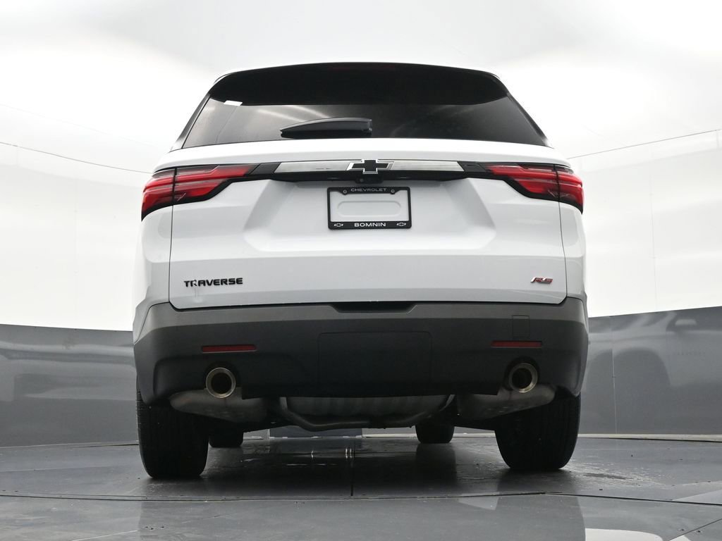 Used 2023 Chevrolet Traverse RS FWD image 27