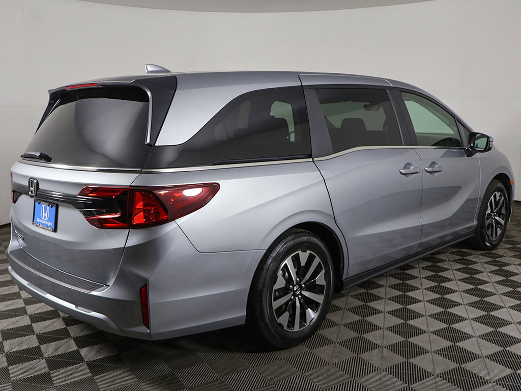 Used 2026 Honda Odyssey EX-L image 11