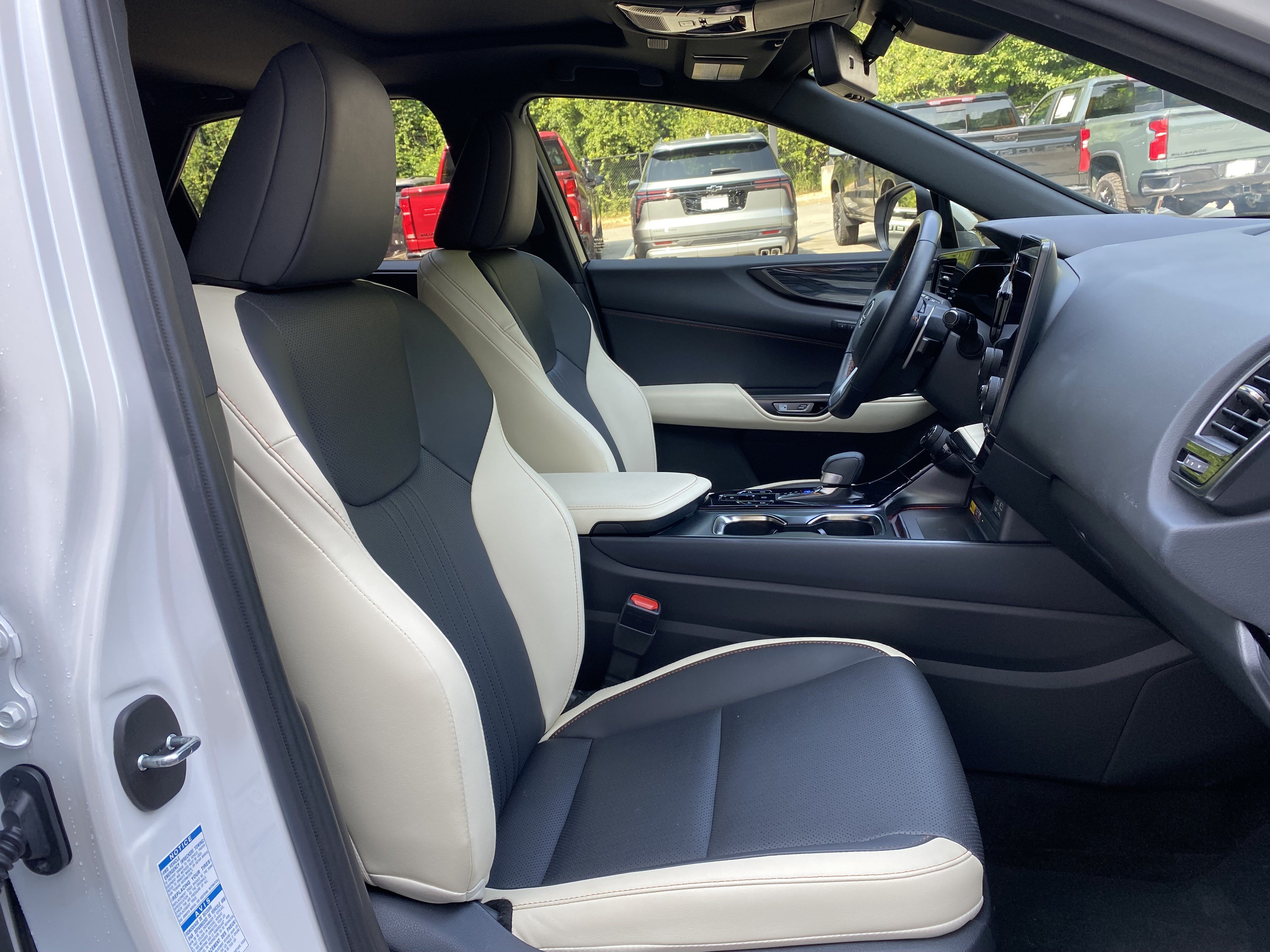 Used 2022 Lexus NX 350 AWD w/ Accessory Package 2 image 34