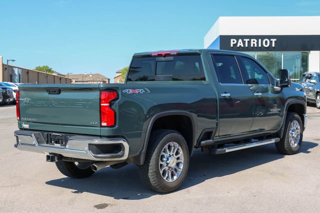 Used 2025 Chevrolet Silverado 2500 LTZ w/ LTZ Plus Package AWD/4WD image 3