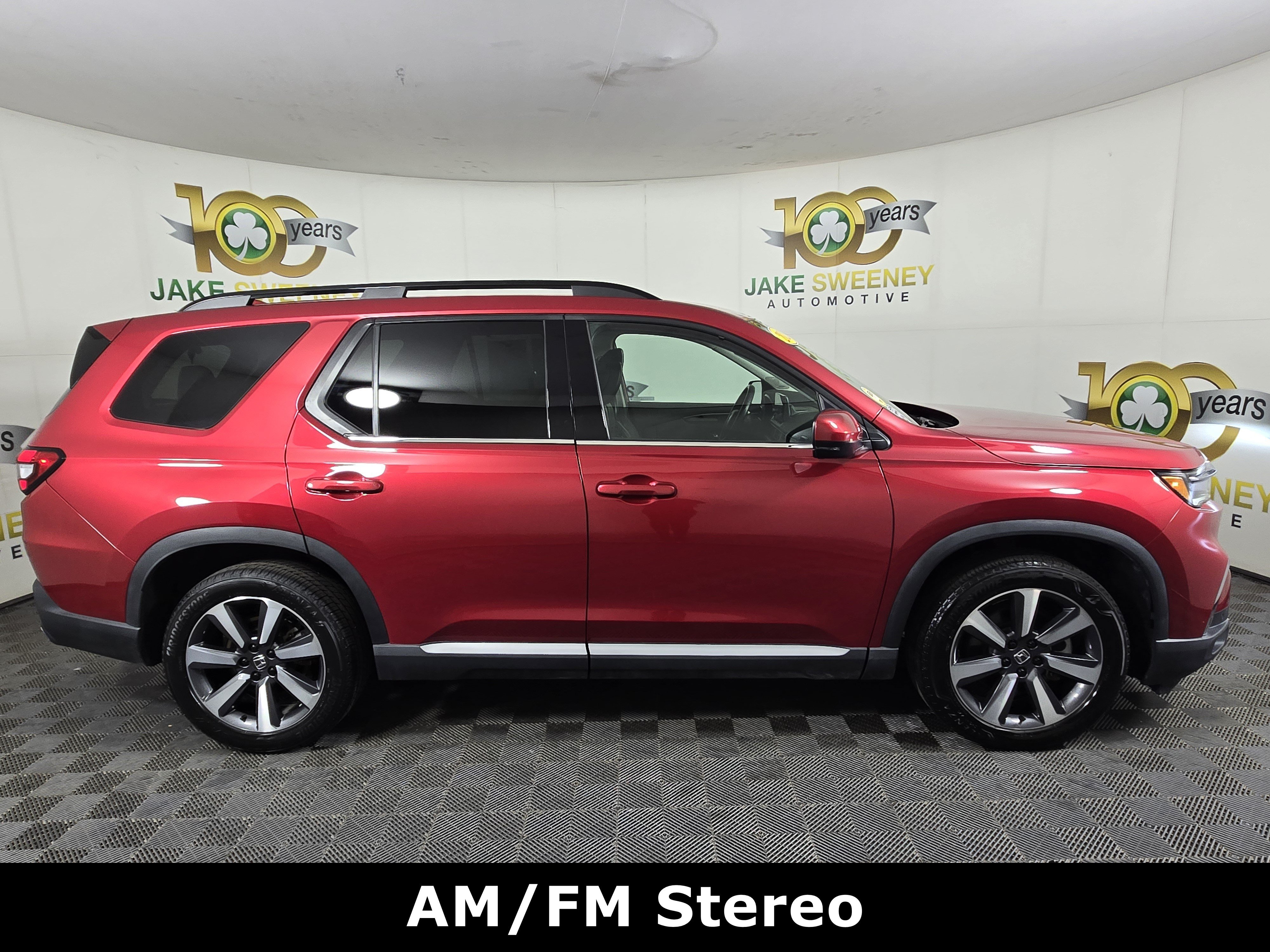 Used 2023 Honda Pilot Touring image 10