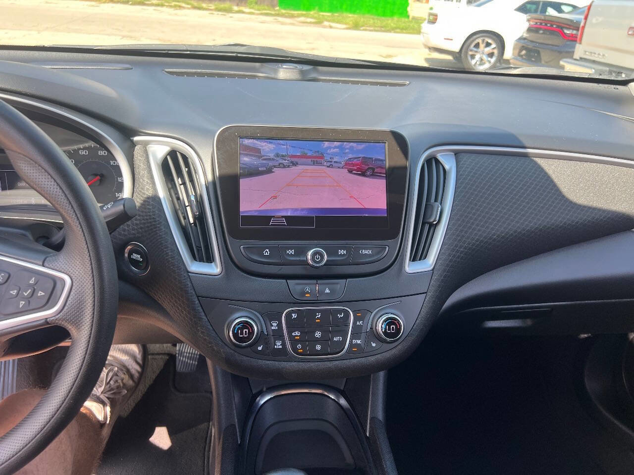 Used 2023 Chevrolet Malibu LT image 12