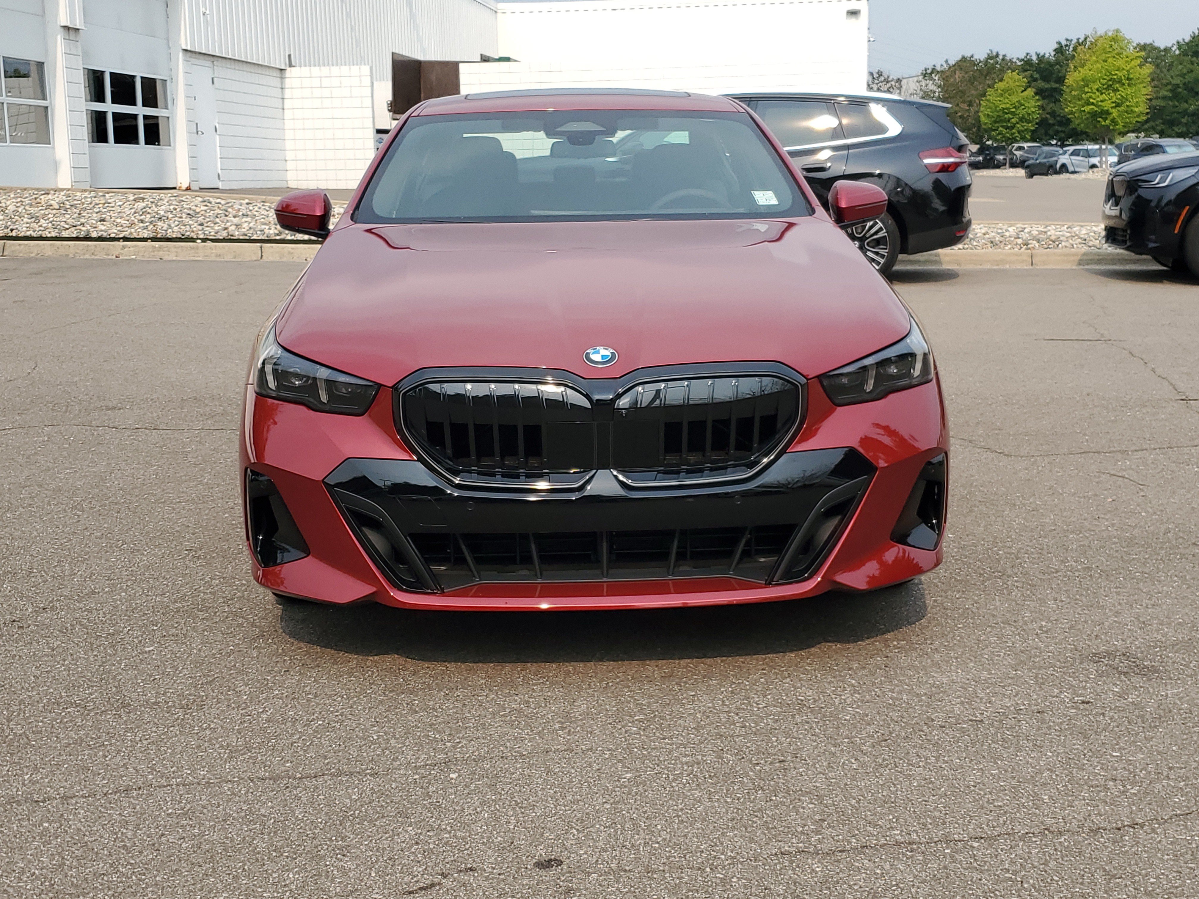 New 2027 BMW 540i xDrive w/ M Sport Package AWD/4WD image 8