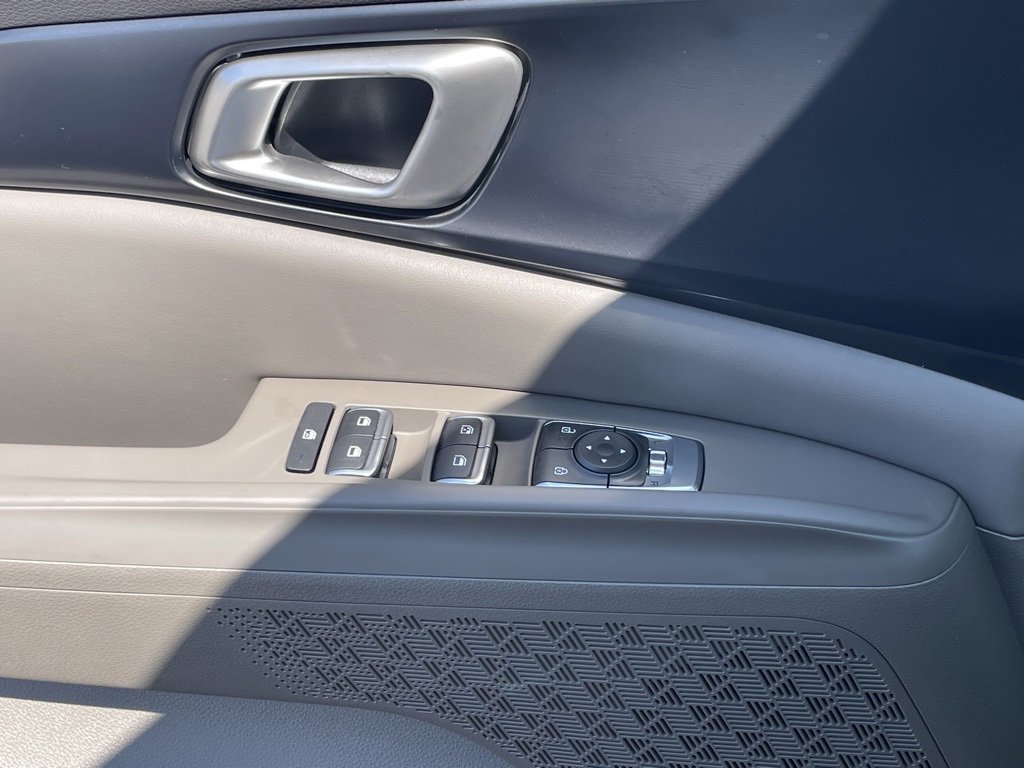 New 2026 Kia Carnival LXS image 21