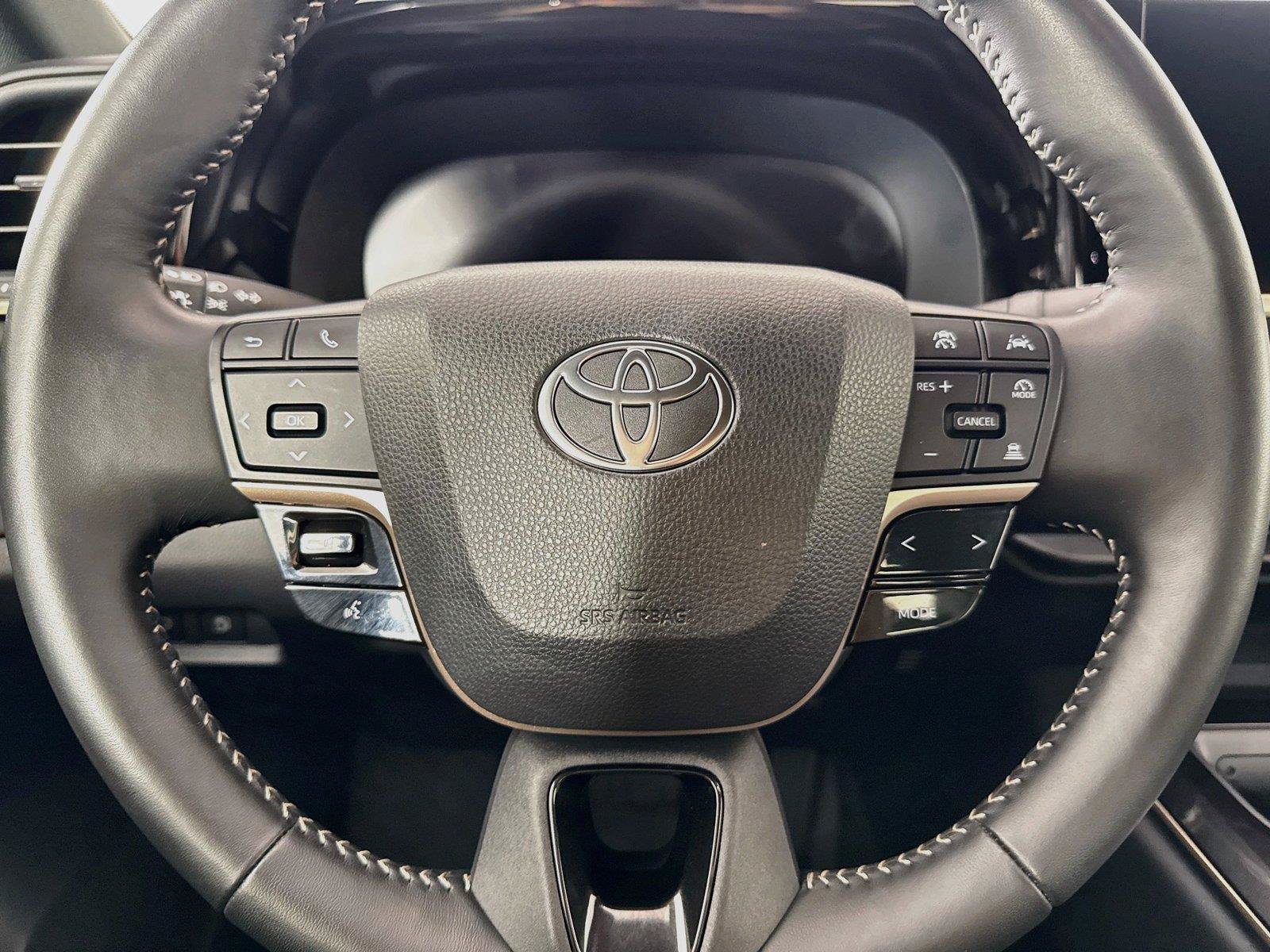 Certified 2026 Toyota Crown AWD/4WD image 16