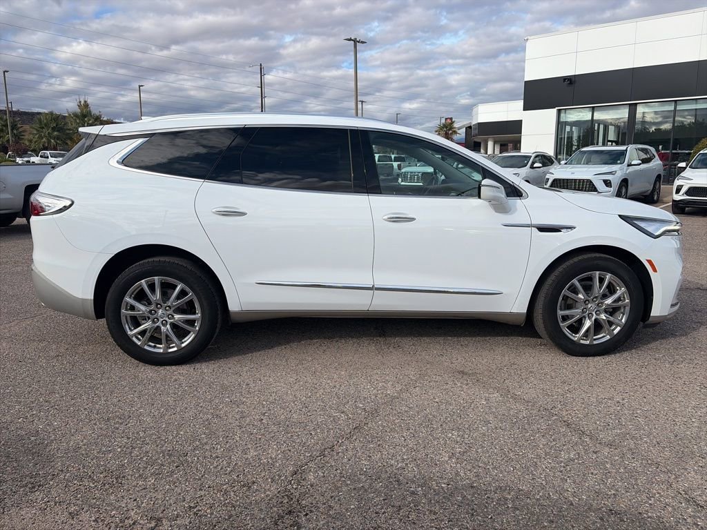 Used 2024 Buick Enclave Essence w/ Experience Buick Package image 6
