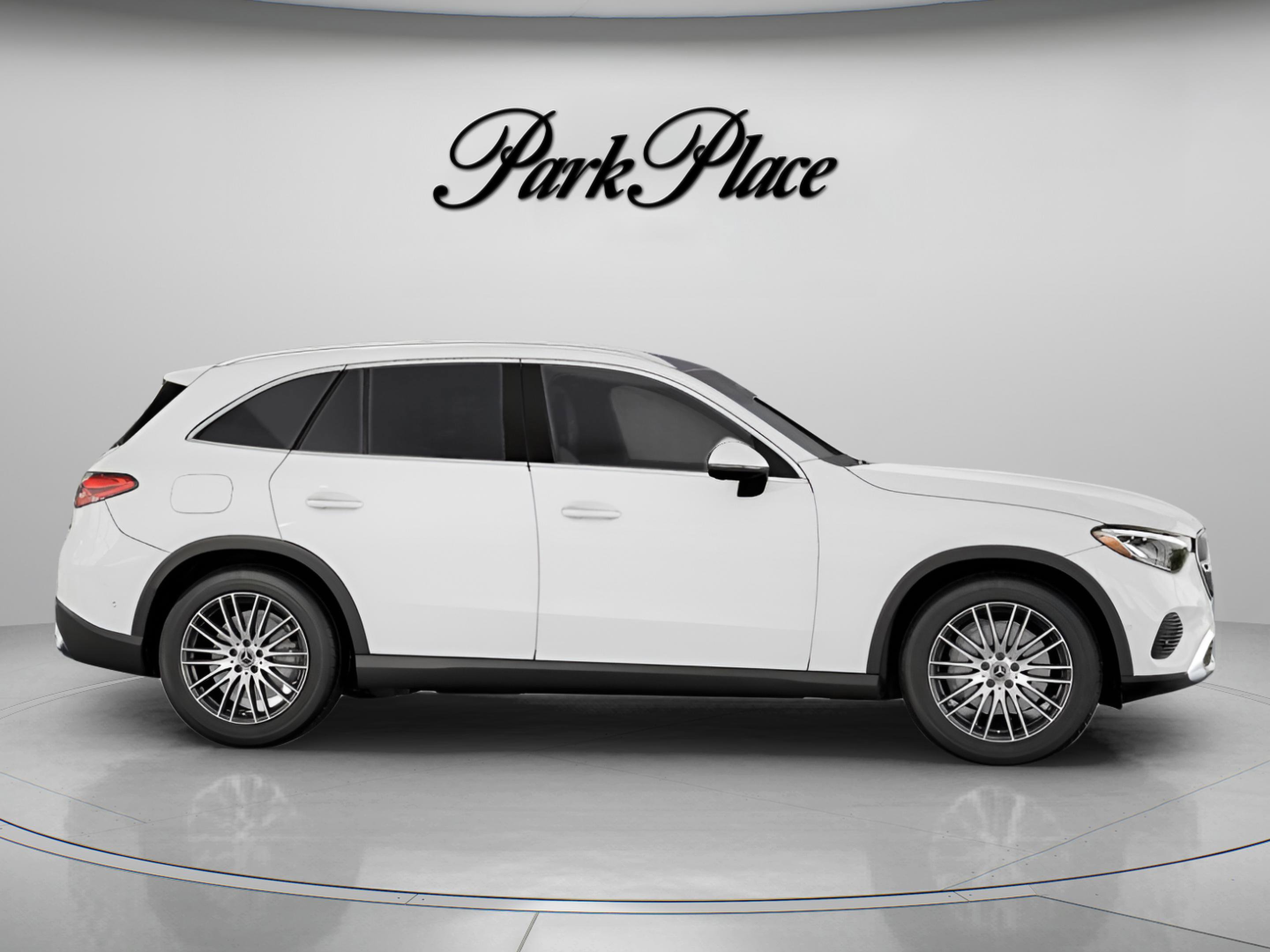 Used 2026 Mercedes-Benz GLC 300 image 27