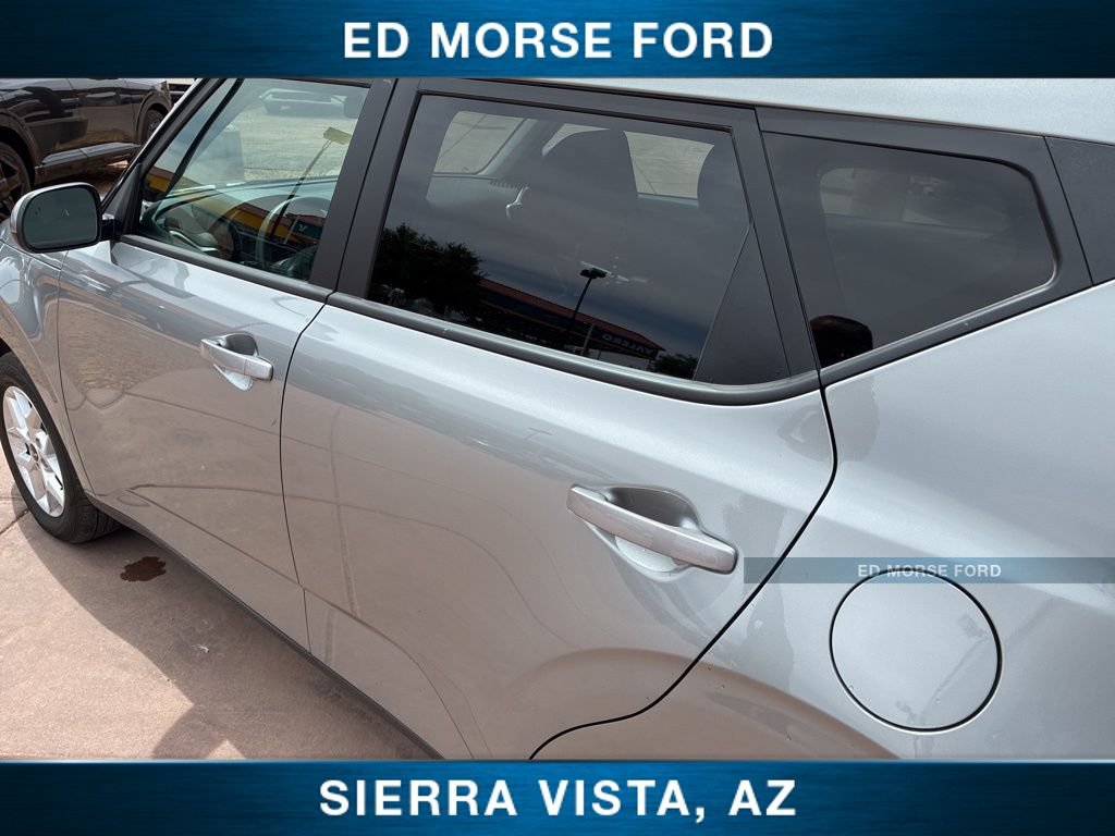 Certified 2025 Kia Soul LX FWD image 14