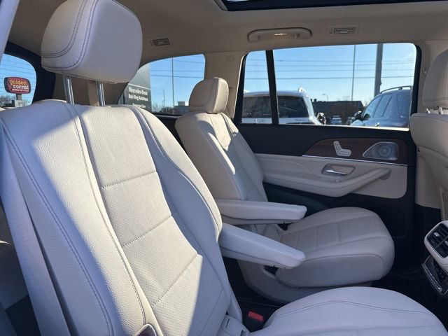 Certified 2026 Mercedes-Benz GLS 450 4MATIC image 31