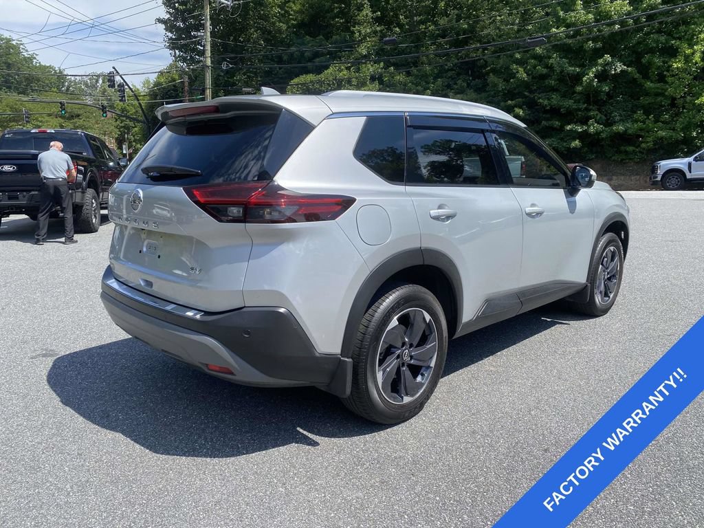 Used 2021 Nissan Rogue SV w/ Premium Package FWD image 7