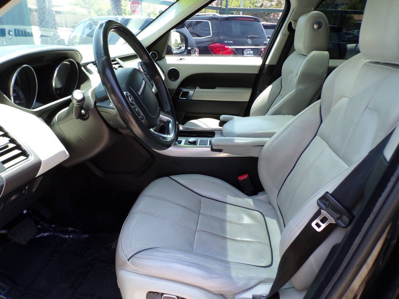 Used 2014 Land Rover Range Rover Sport HSE AWD/4WD image 25