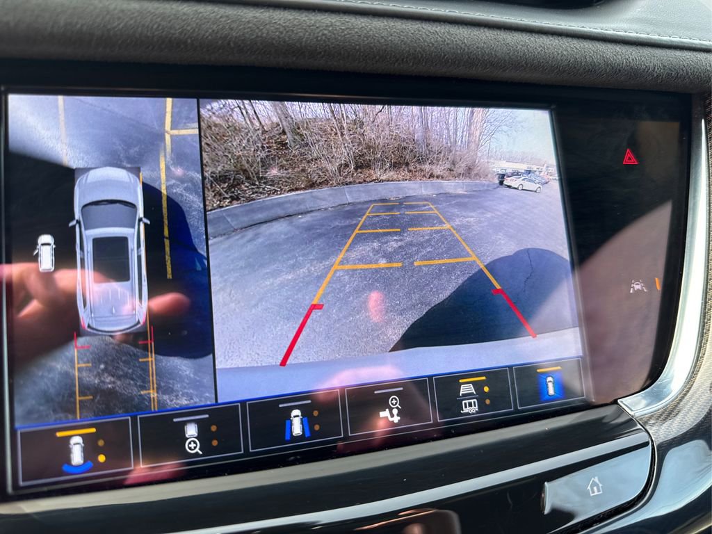 Used 2023 Cadillac XT6 Sport w/ Platinum Package image 34