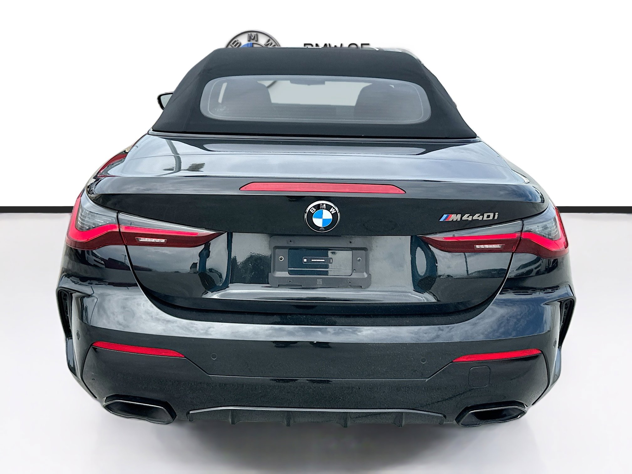 Used 2024 BMW M440i Convertible RWD image 6