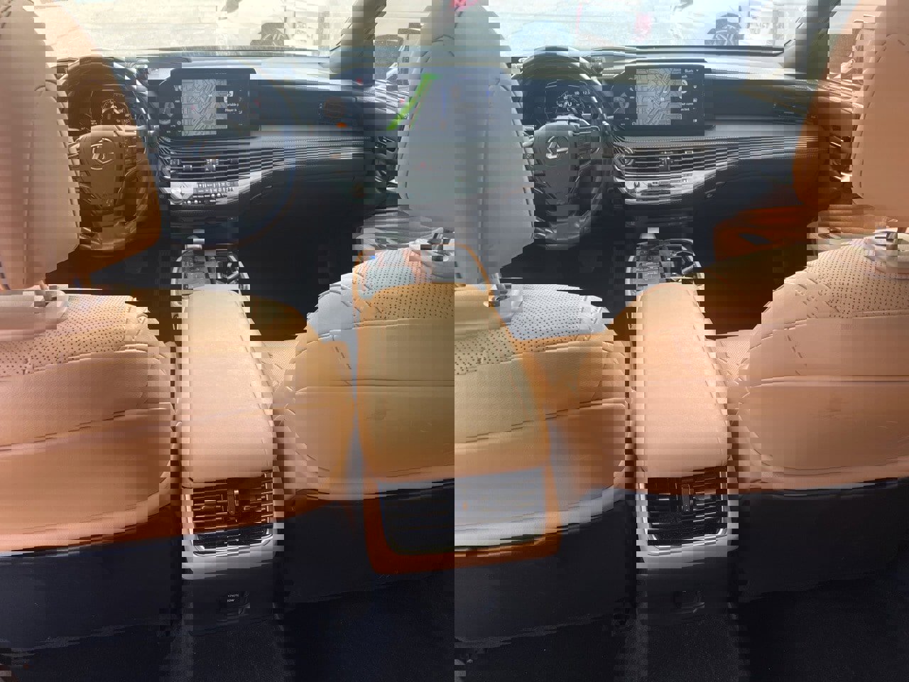 Used 2021 Lexus LS 500 w/ Accessory Package (Z2) image 15