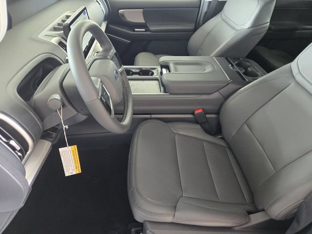 New 2026 Ford Expedition Active RWD image 9