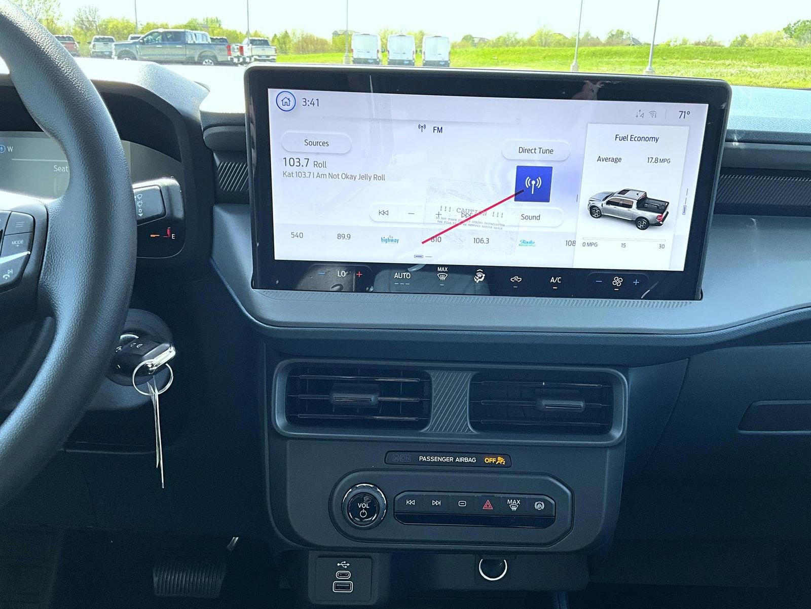 New 2026 Ford Maverick XL image 13