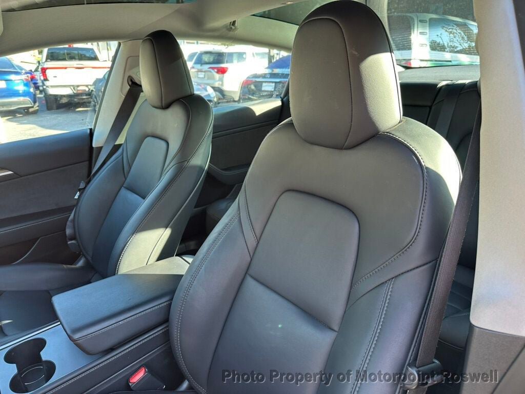 Used 2023 Tesla Model 3 Standard Range RWD image 11