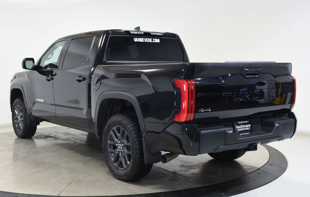 Used 2024 Toyota Tundra SR5 AWD/4WD image 9