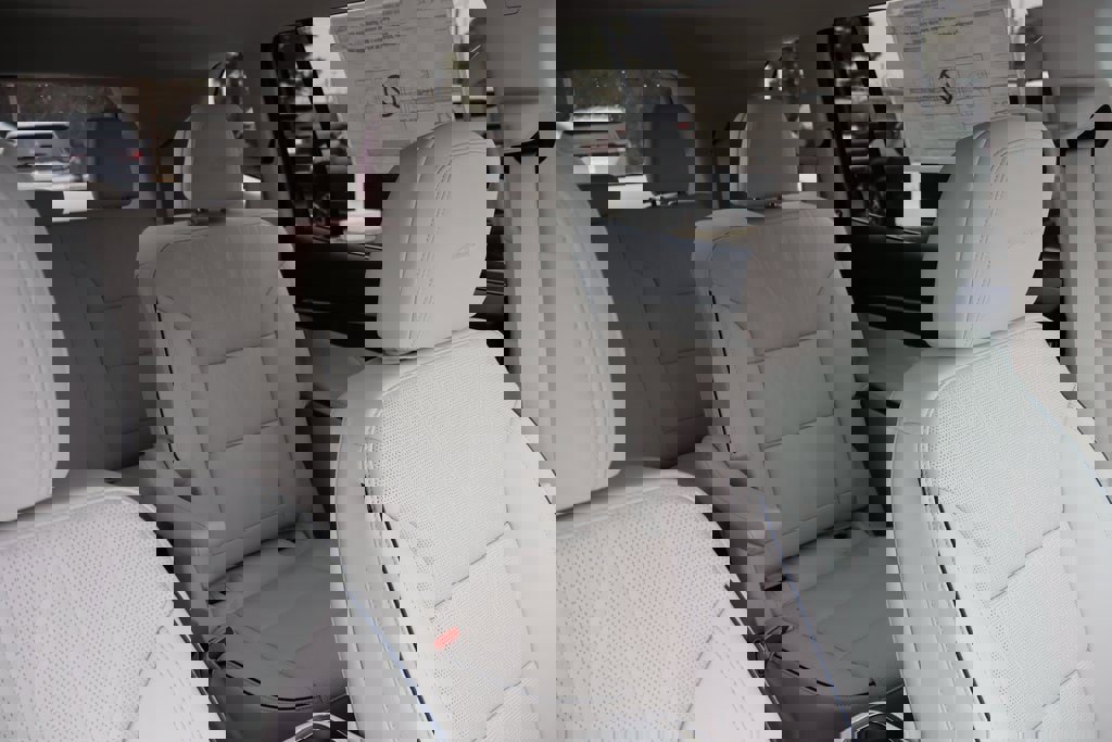 New 2026 Buick Enclave Avenir w/ Super Cruise Package image 27