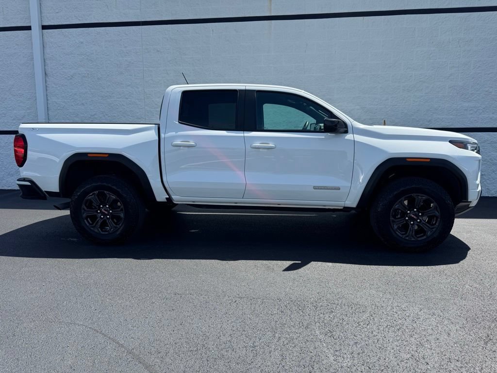 Used 2025 GMC Canyon Elevation AWD/4WD image 5