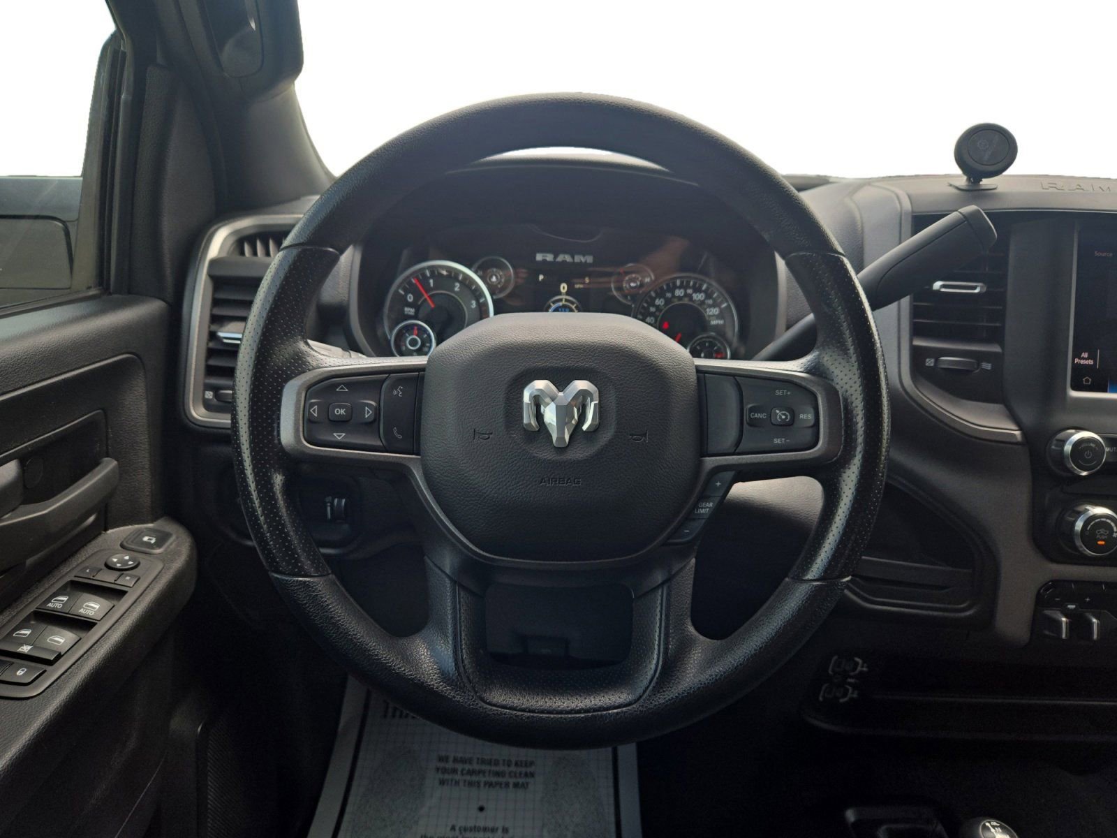 Used 2024 RAM 2500 Tradesman w/ Chrome Appearance Group image 22