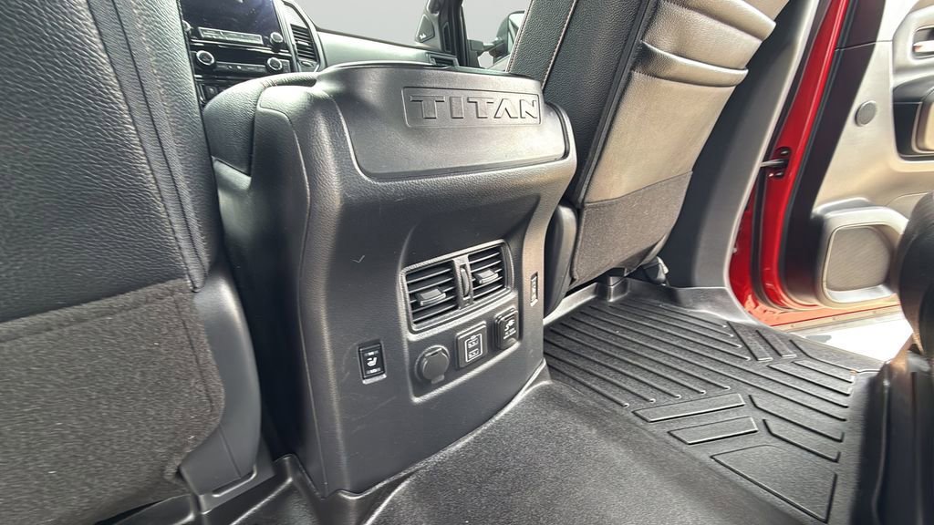 Used 2021 Nissan Titan PRO-4X w/ Pro-4x Convenience Package AWD/4WD image 17