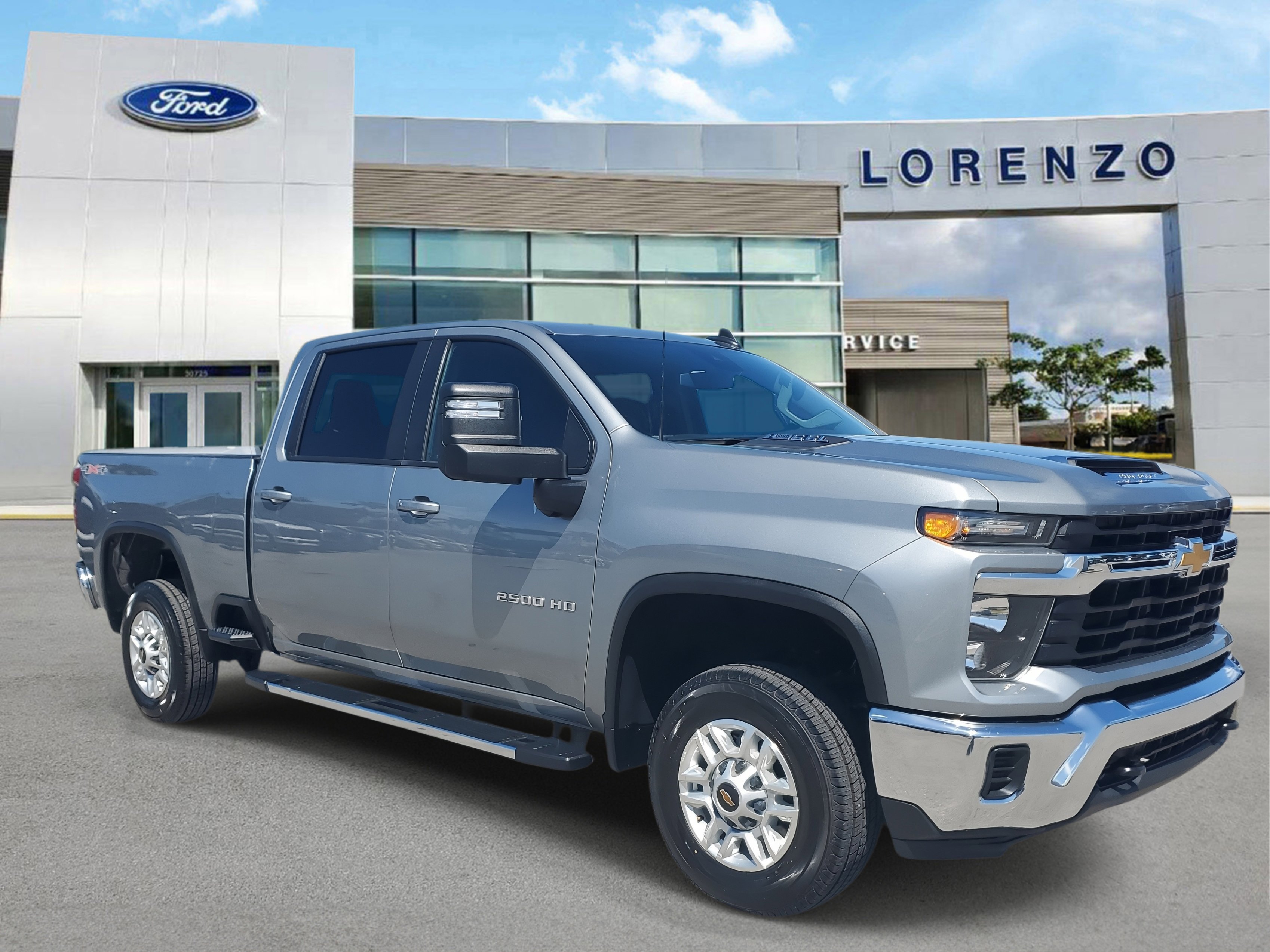 Used 2024 Chevrolet Silverado 2500 LT image 3