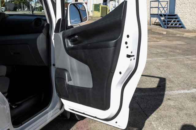 Used 2020 Nissan NV200 SV w/ Back Door Glass Package image 35