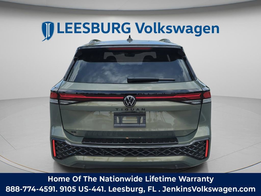 New 2026 Volkswagen Tiguan SE R-Line image 7