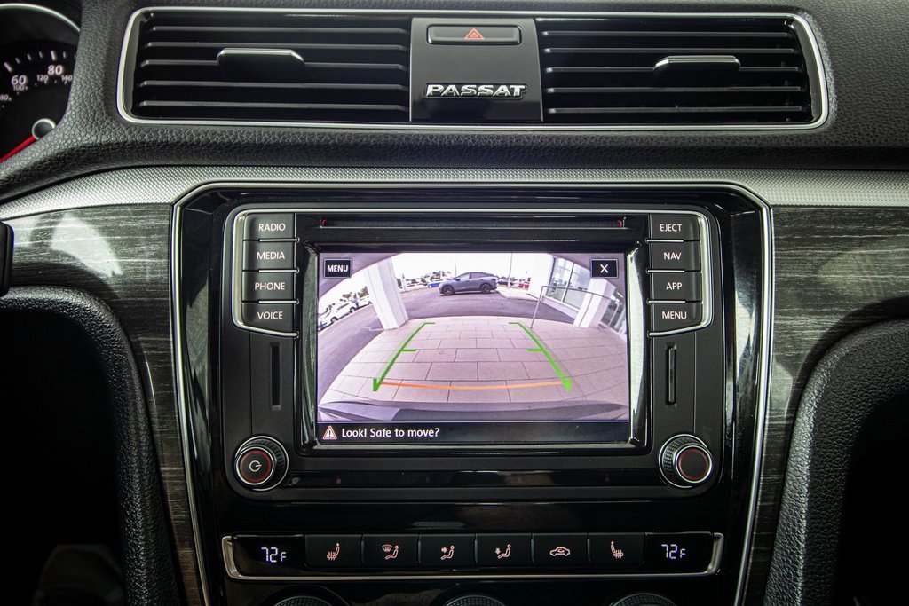 Used 2018 Volkswagen Passat 2.0T SE image 4