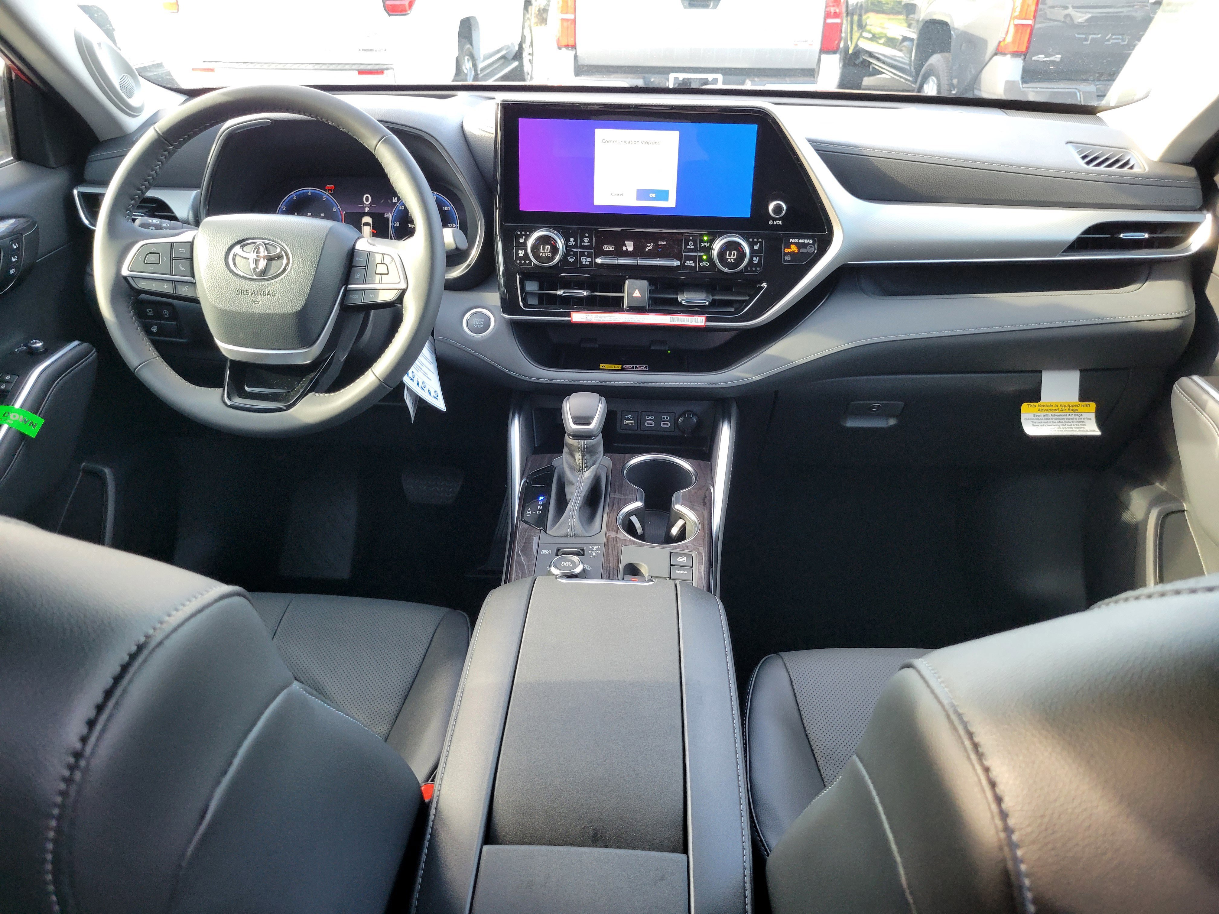 New 2026 Toyota Highlander Platinum AWD/4WD image 17