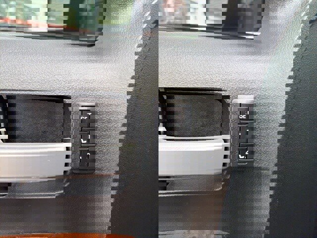 Used 2012 Toyota Tundra Limited image 9