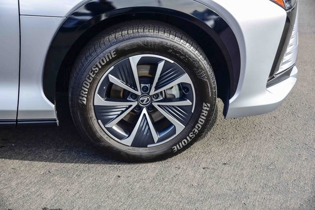 Used 2024 Lexus RZ 300e Premium image 10