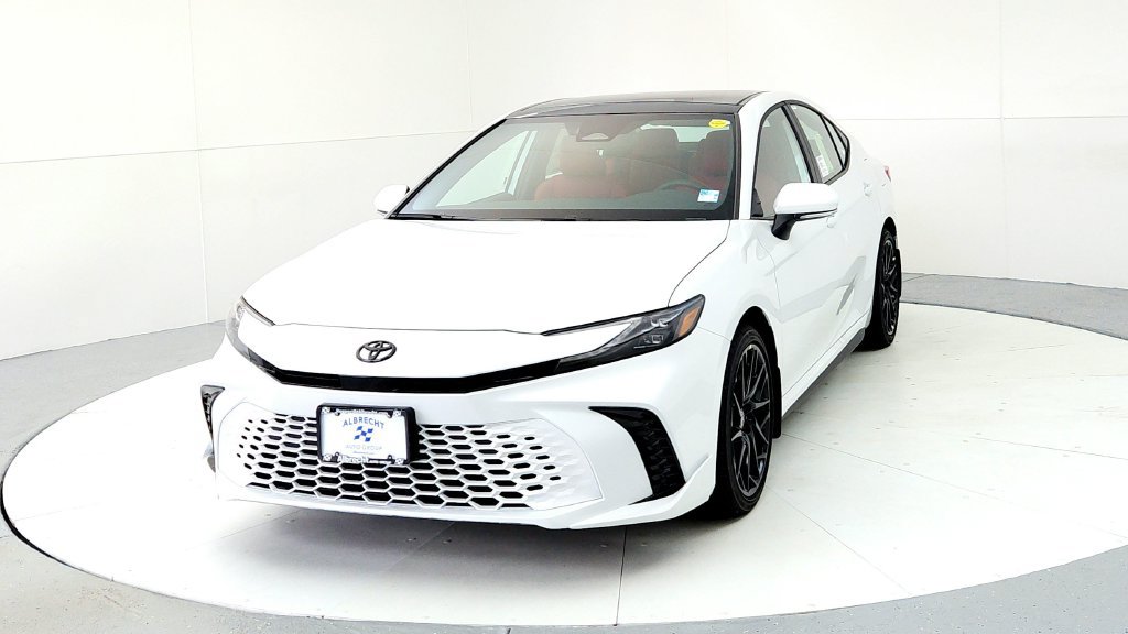 New 2026 Toyota Camry XSE AWD/4WD image 2