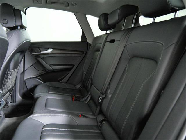 Used 2022 Audi Q5 2.0T Premium w/ Convenience Package image 15