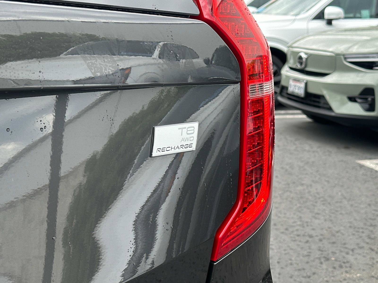 Certified 2024 Volvo XC90 T8 Plus image 28