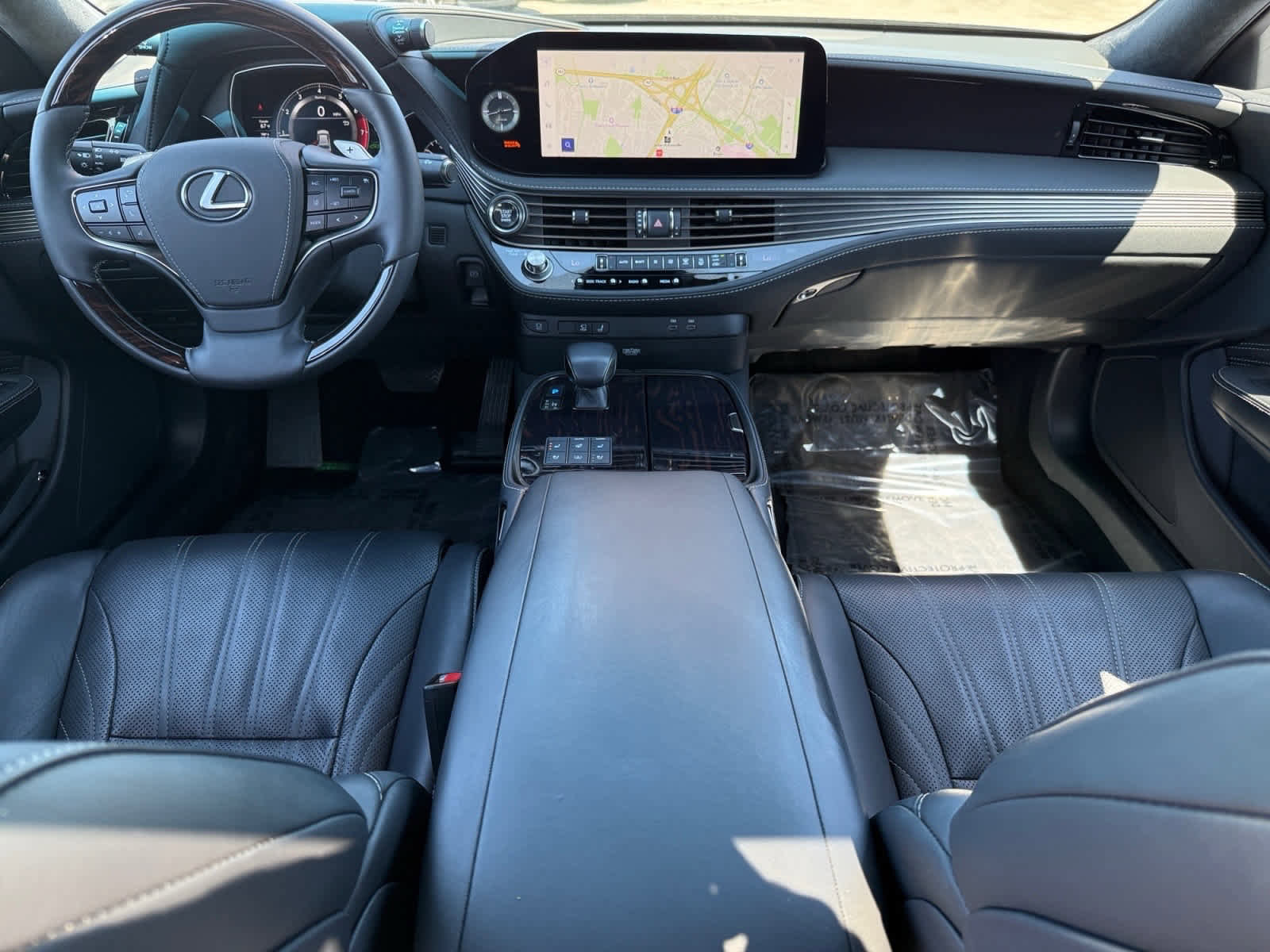 Used 2023 Lexus LS 500 w/ Interior Upgrade Package image 13
