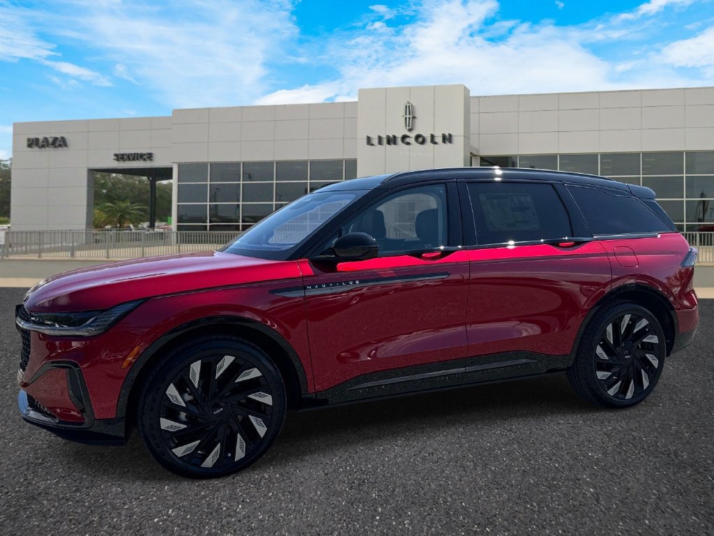 New 2026 Lincoln Nautilus Reserve w/ Jet Appearance Package AWD/4WD image 7