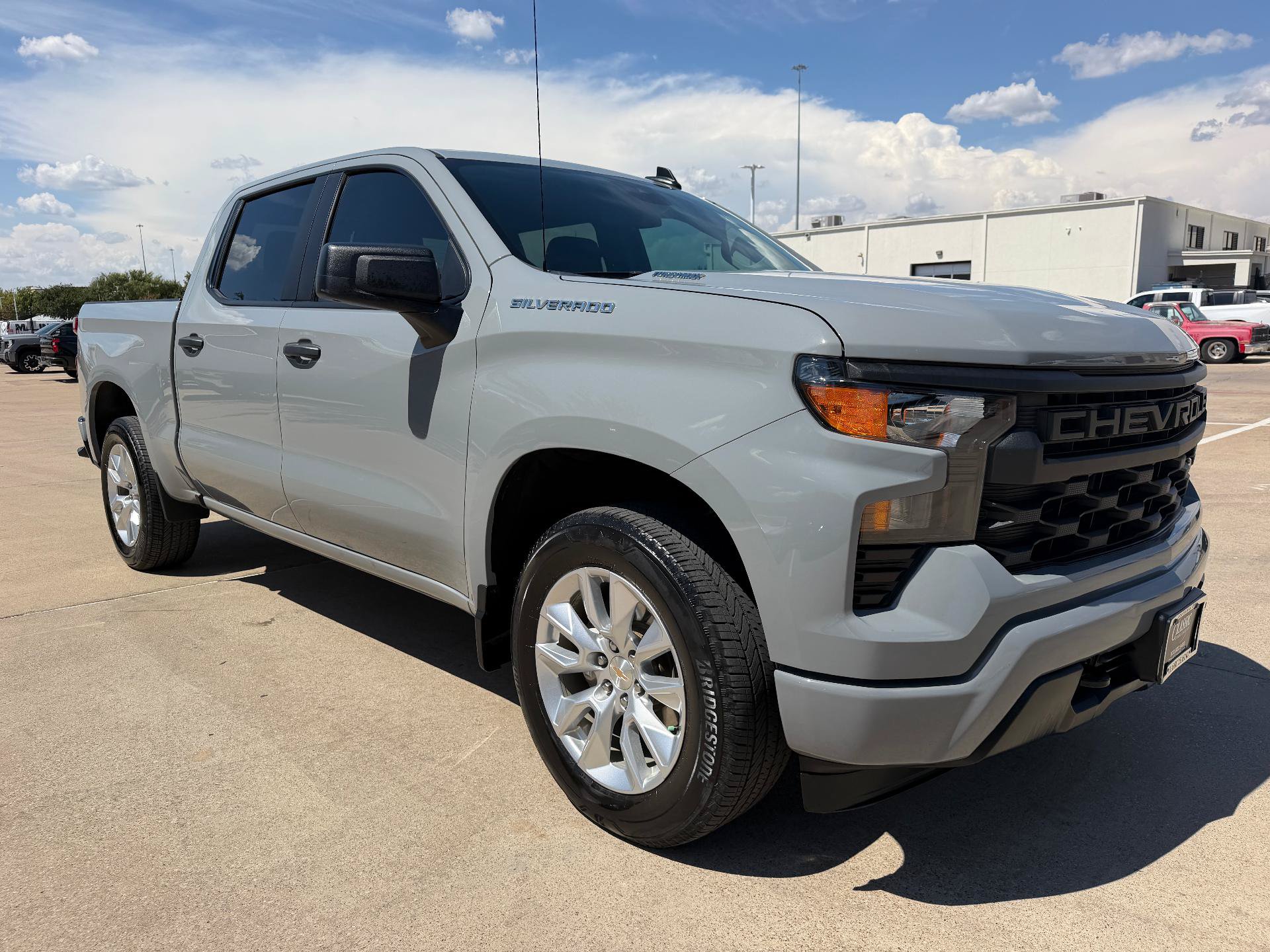 Used 2025 Chevrolet Silverado 1500 Custom RWD image 2