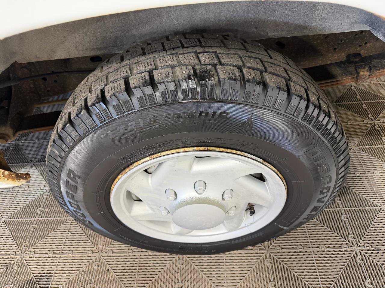 Used 2007 Ford E-150 and Econoline 150 RWD image 18