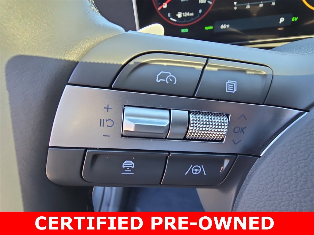 Certified 2025 Hyundai Sonata Limited image 17