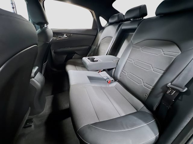 Certified 2023 Kia Forte GT-Line FWD image 23