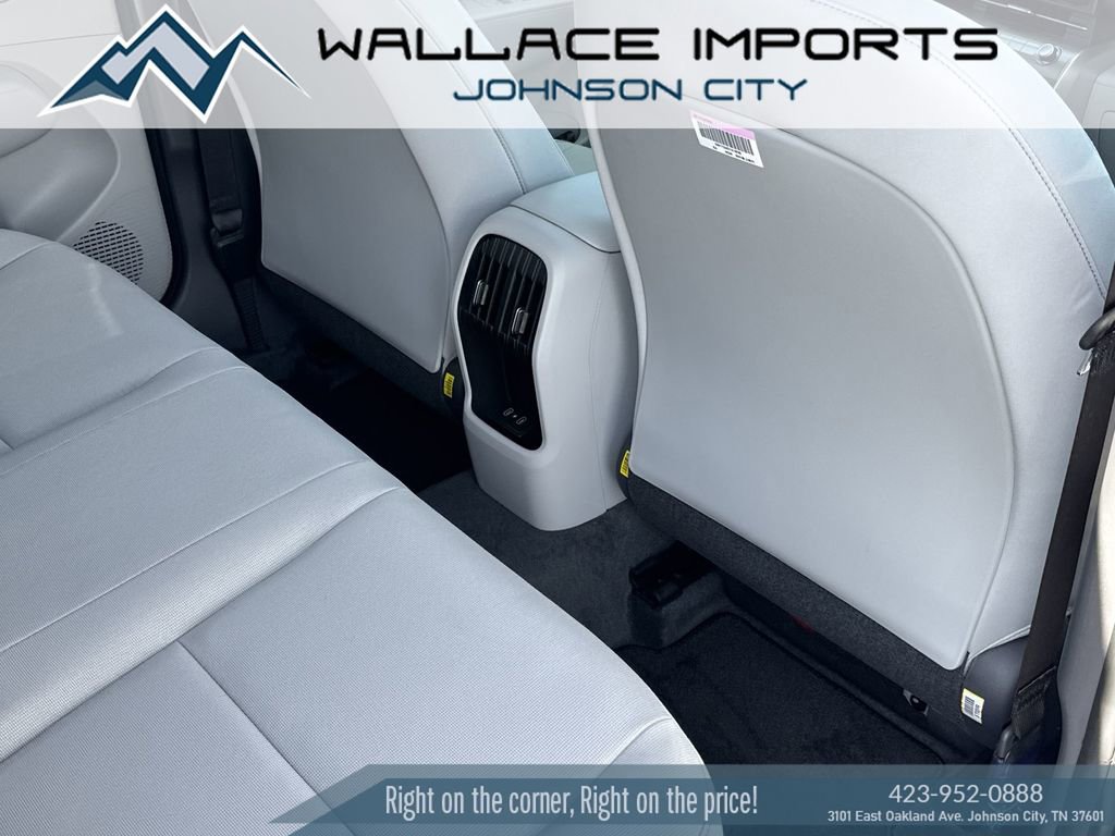 Used 2025 Hyundai Kona SEL image 40